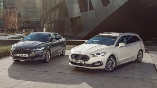Ford omladil Mondeo. Nově pořídíte i hybrdní kombík