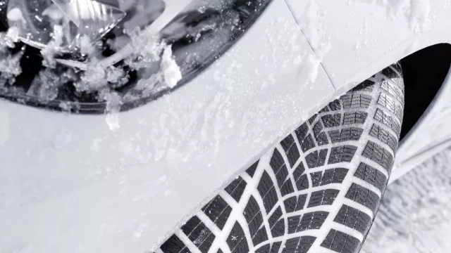 Celoroční pneumatiky, které mají zimní způsobilost a nejvyšší třídu hospodárnosti? Konečně takové existují