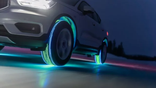 Finové představují novou zimní pneumatiku, která je ovšem v Česku nesmyslně zakázaná