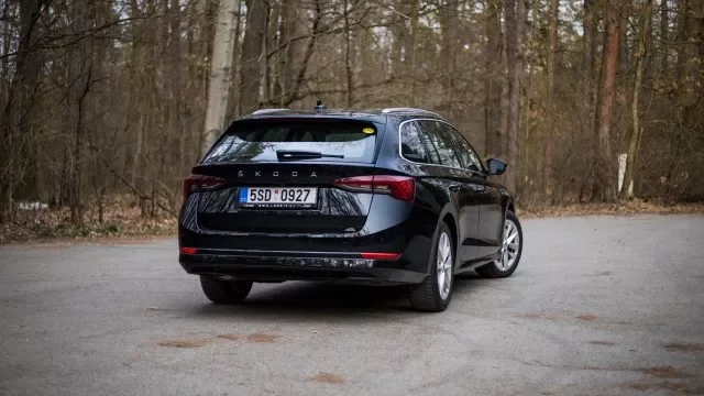 S těmito naftovými kombíky dnes ušetříte na palivu. Některé jezdí dokonce i pod čtyři litry