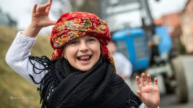 Tradiční fašank ve Strání zažijete v obýváku