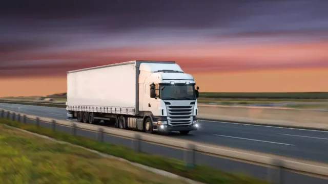 Proč si pořídit nákladní automobil z druhé ruky?