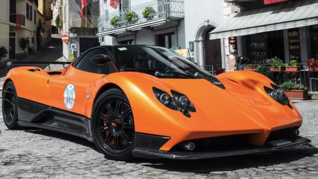 Hypersport, jaký svět neviděl: Pagani Zonda ze 100 000 zlaťáků a s tváří Messiho