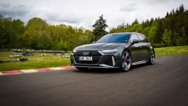 Okruhová sezona opět začíná. Poradíme, kde se nejlépe u nás svezete