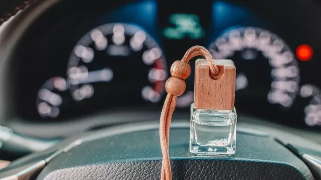 Vybírejte si luxusní vůně do auta