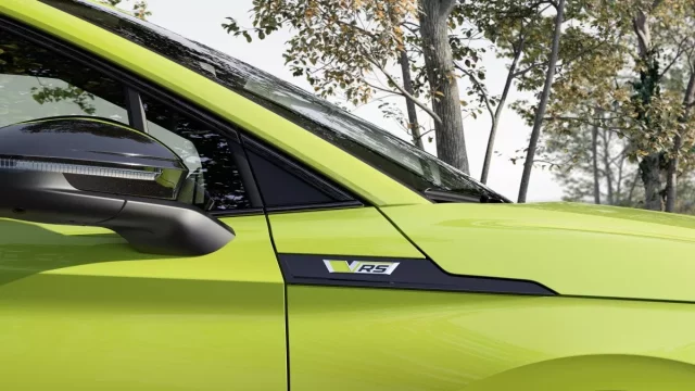 Nejsilnější sériová Škodovka historie přijíždí, paradoxně nespaluje benzin