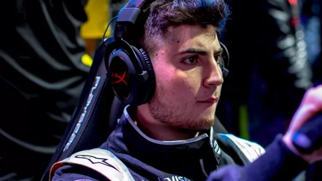 Vášnivý hráč porazil pilota F1 v reálném závodě. A pak že jsou videohry k ničemu...