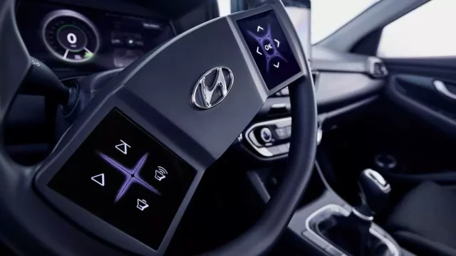 Hyundai představuje volant budoucnosti. Je to dobrý, nebo hloupý nápad?