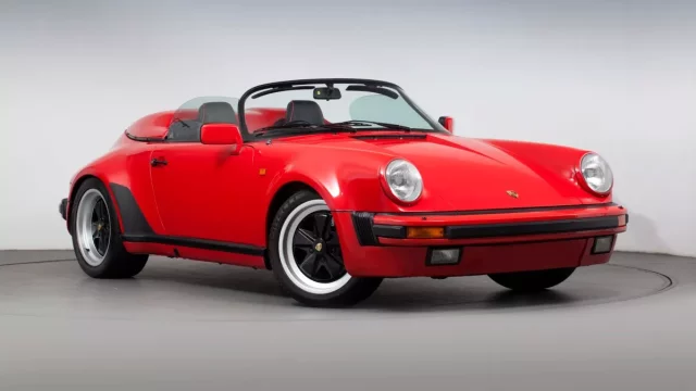 Porsche oživí další historickou legendu - 911 Speedster s useknutým oknem a hrbem na zádech