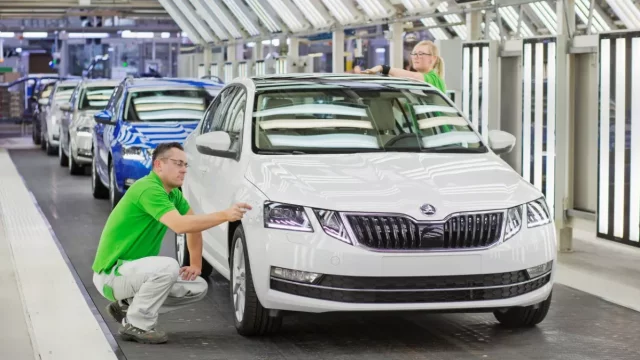 Česko překonalo rekord v produkci vozidel. Tušíte, co všechno vyrábíme?