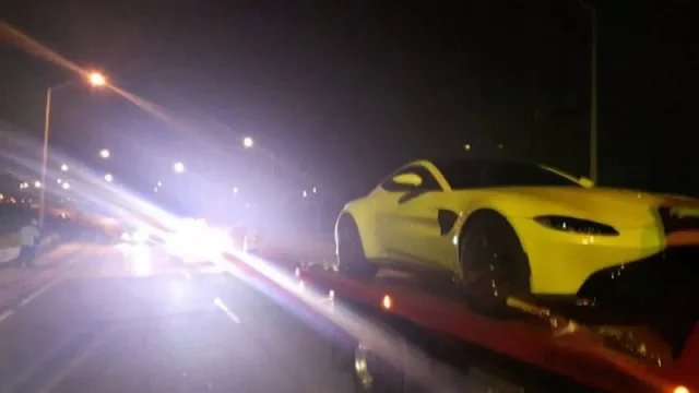 Hlupák uháněl skoro 160 na čtyřicítce. Zákonu ale neujel