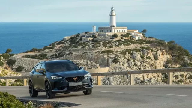 Cupra Formentor se poprvé ukázala v pohybu na velmi speciálním místě