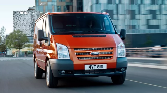 Ojetým dodávkám kraluje Ford Transit. Výběr je opravdu bohatý