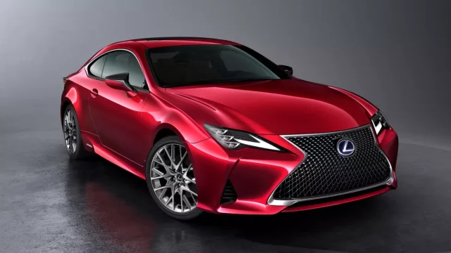 Lexus RC dostal facelift. Čím chce porazit BMW řady 4?