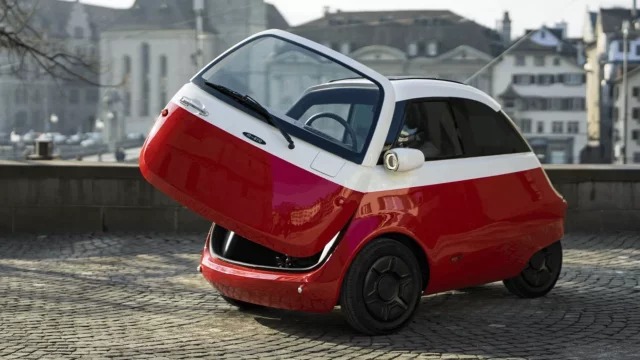 Microlino Electric Drive nestydatě kopíruje BMW Isetta. Pod retro kabátkem skrývá moderní elektrický pohon