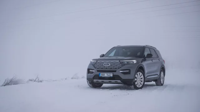 Test Ford Explorer 3.0 EcoBoost Hybrid: Tohle americké SUV si zamilujete!
