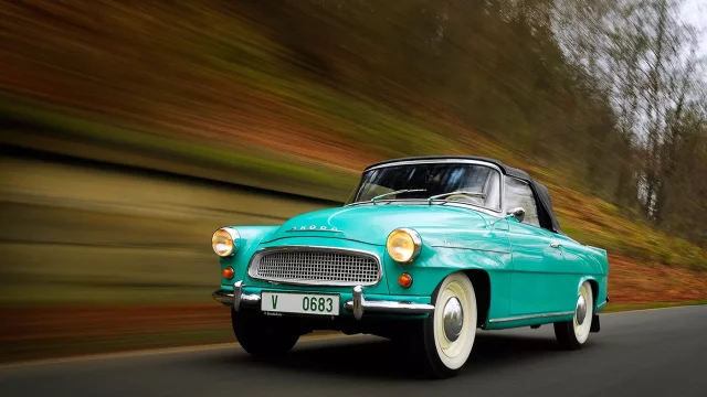 Nejkrásnější československý kabriolet v porovnání s obřími americkými křižníky