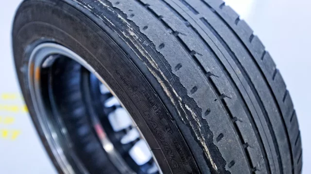 Pnematiky: Kolik toho vydrží a jak prodloužit jejich životnost?