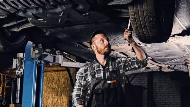 Jak dlouho trvají opravy v servisu? Mějte přehled a nenechte se napálit