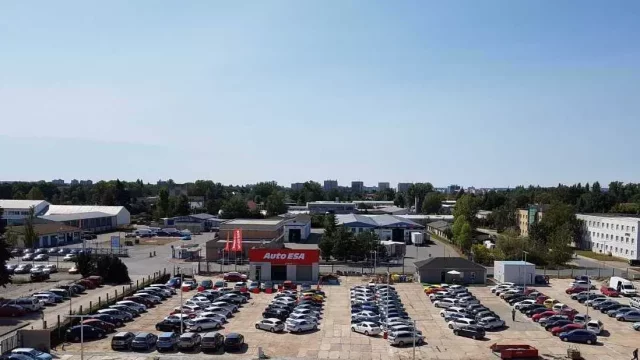 Auto ESA otevírá třináctou pobočku, v Hradci Králové