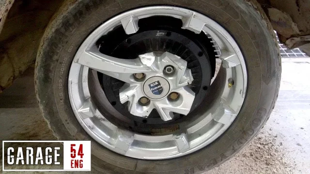 Víte, kolik paprsků kola ještě uveze auto? V Rusku našli odpověď