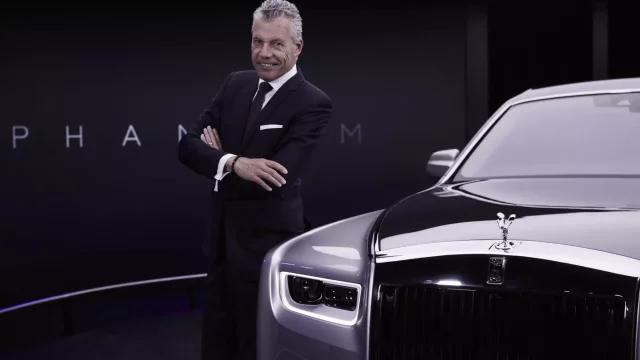 Přechází Rolls-Royce do masové produkce? Slaví totiž zásadní navýšení prodejů