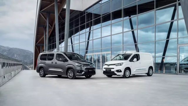 Nová Toyota Proace City se představuje. Nejmenší japonská dodávka je překvapivě velká