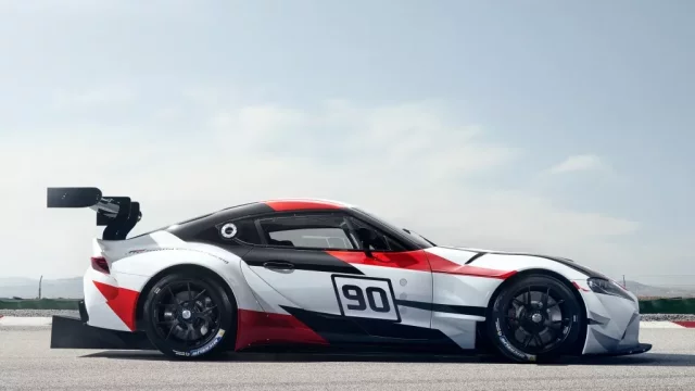 Toyota Supra se ještě pořádně nepředstavila a Gazoo Racing už připravuje výkonnější verzi