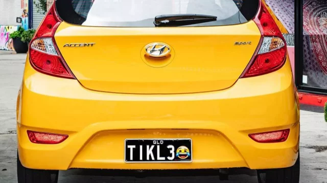 Máte značku na přání? Jste pozadu, novým trendem jsou SPZ se smajlíky