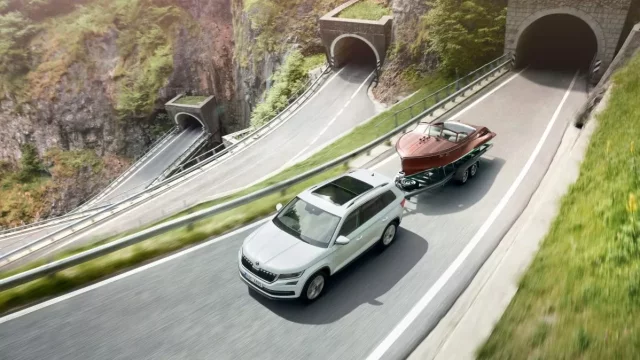 Autem na dovolenou do zahraničí: Na co určitě nesmíte zapomenout?