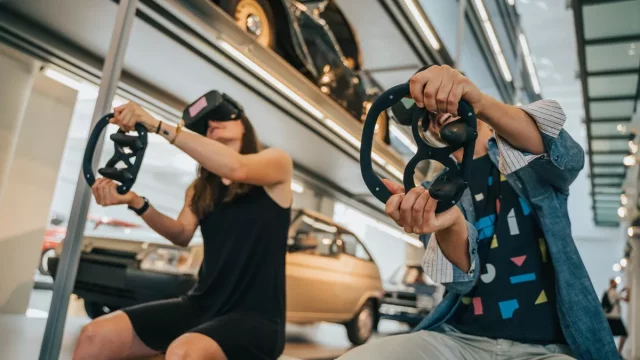 Škodovka má svoji videohru. Ve virtuální realitě provede 125letou historií značky