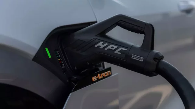 Výkon vs. rychlost nabíjení: Na jakých faktorech závisí vysoké nabíjecí výkony?