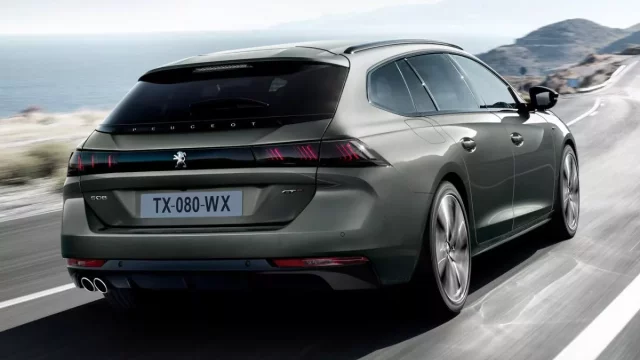 Peugeot 508 SW přijíždí na český trh. Kolik stojí stylový kombík s bezrámovými okny?