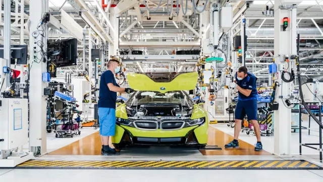 BMW definitivně ukončilo svůj pokrokový supersport. Vyrobilo se posledních 18 kusů