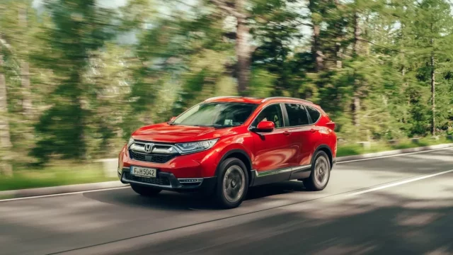 Honda CR-V sází na technologie a prostor (první jízdní dojmy)