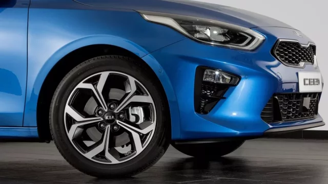 Nejvyšší zůstatkovou hodnotu si udrží korejský hatchback, předčí Scalu i Golfa