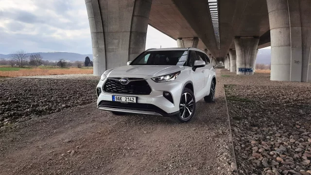 Test Toyota Highlander pohledem ženy: Vítej Ameriko