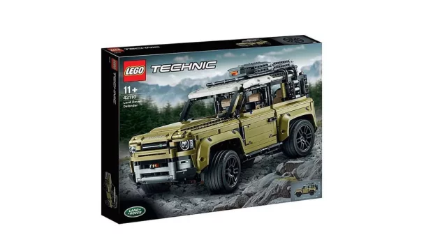 Lego omylem vyzradilo podobu příštího Land Roveru Defender. Vypadá parádně!