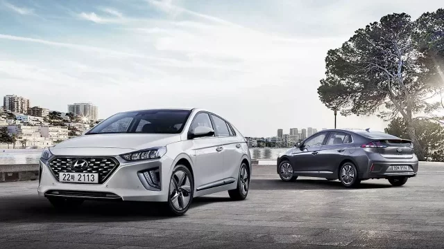 Hyundai odhaluje druhou generaci modelů Ioniq. Zatím pouze hybridy, elektromobil dorazí později