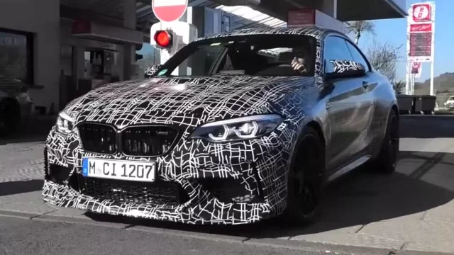BMW M2 CS: Ostřejší verze hravého kupátka testuje na Nürburgringu