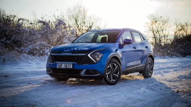 Kia Sportage téměř v „holotě“? Vyzkoušeli jsme základní motorizaci