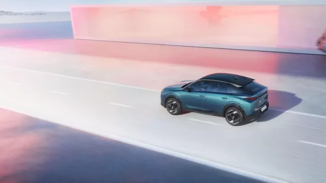 Nový Peugeot 3008 přijíždí jako atraktivní SUV fastback s elektrickým pohonem
