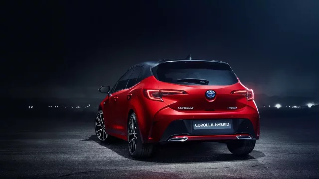Toyota končí s názvem Auris. Další generace opráší slavné jméno Corolla