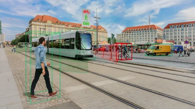 Continental chce zabránit nehodám tramvají. Řešením jsou chytré systémy