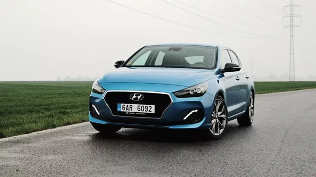 Hyundai i30 Fastback 1.4 T-GDI: Co má společného s Mustangem?
