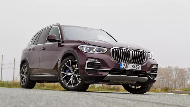 Test BMW X5 xDrive40i: Proč je X5 neprodávanějším bavorákem?