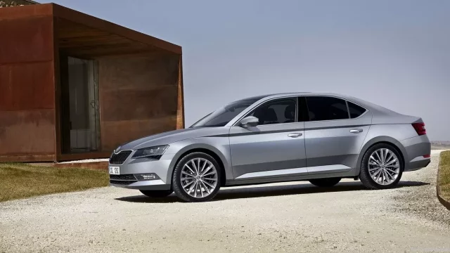 Nové auto na operativní leasing? Zjistěte, na co si dát pozor