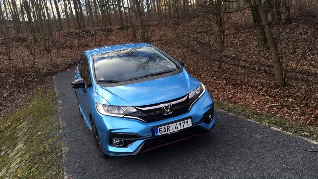 Honda Jazz 1.5 i-VTEC: S tradičním přístupem