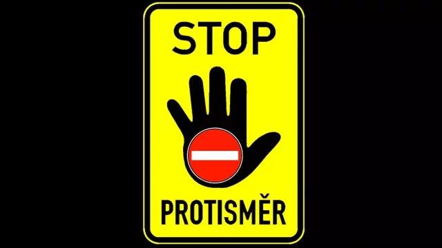 Co dělat, když omylem vjedete na dálnici do protisměru?