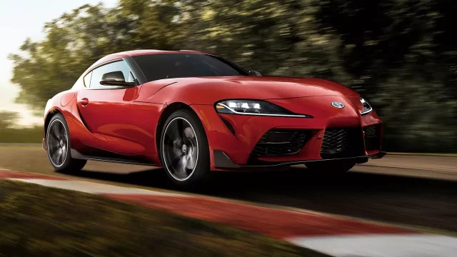 Toyota Supra se základním dvoulitrem možná „zabije“ úžasný sporťák, který všichni milují